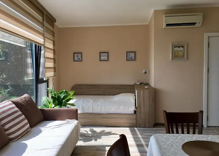 Magnolia Sea View Apartman *