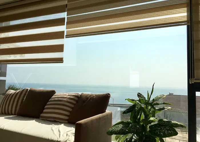 Magnolia Sea View Apartman